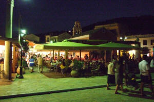 Central plaza cafe